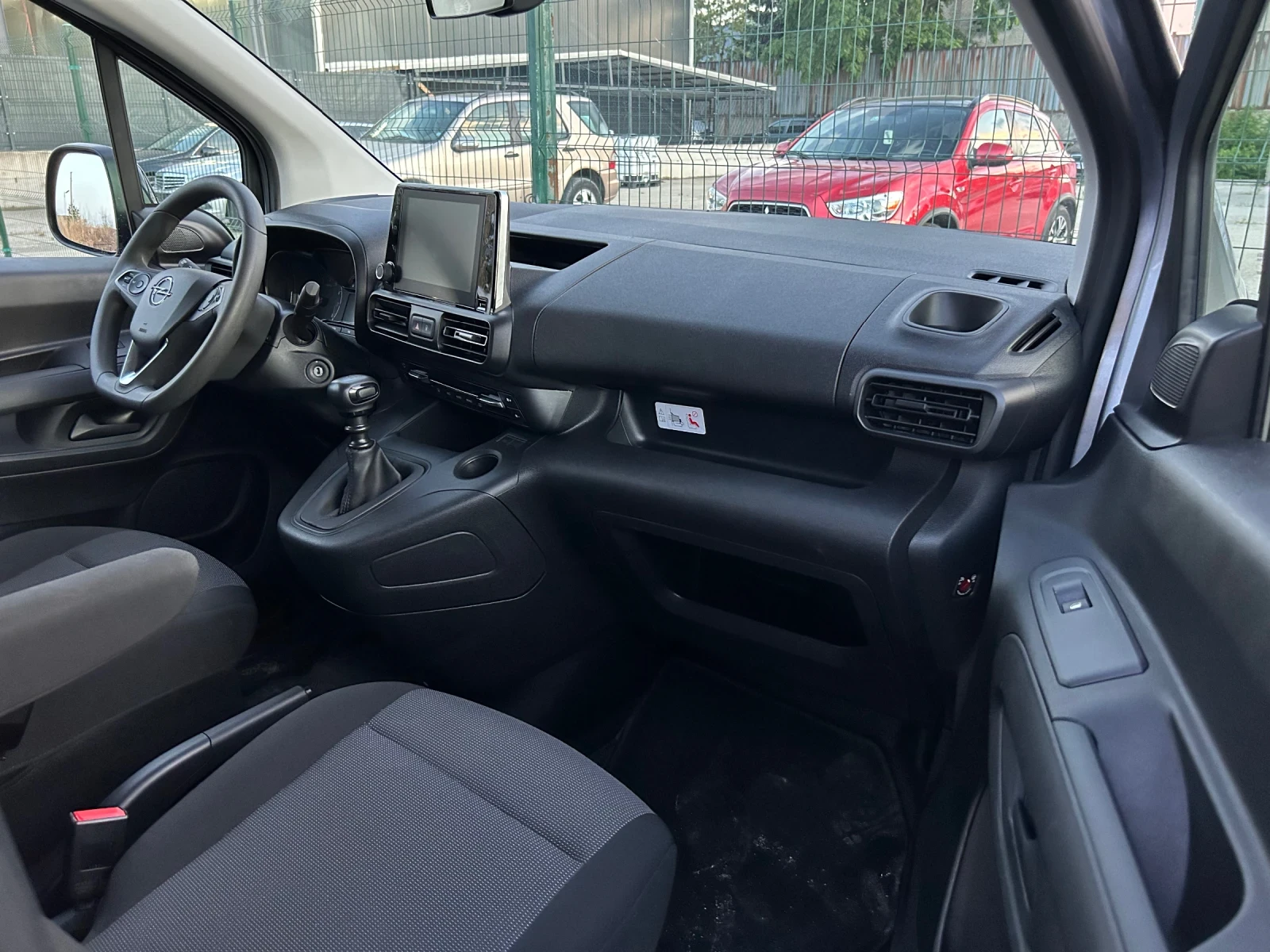 Opel Combo, снимка 9 - Автомобили и джипове - 54921093