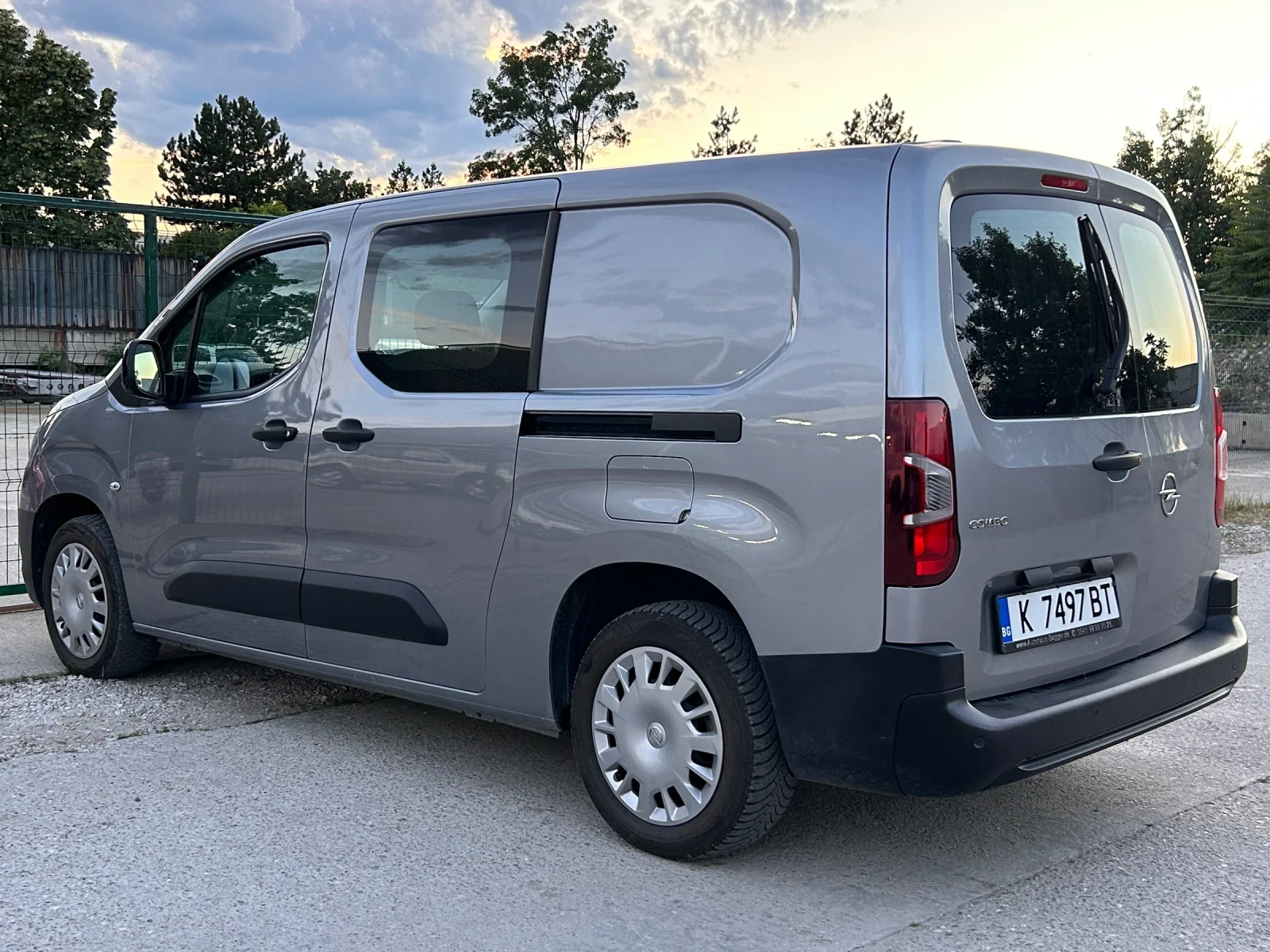 Opel Combo, снимка 2 - Автомобили и джипове - 54921093