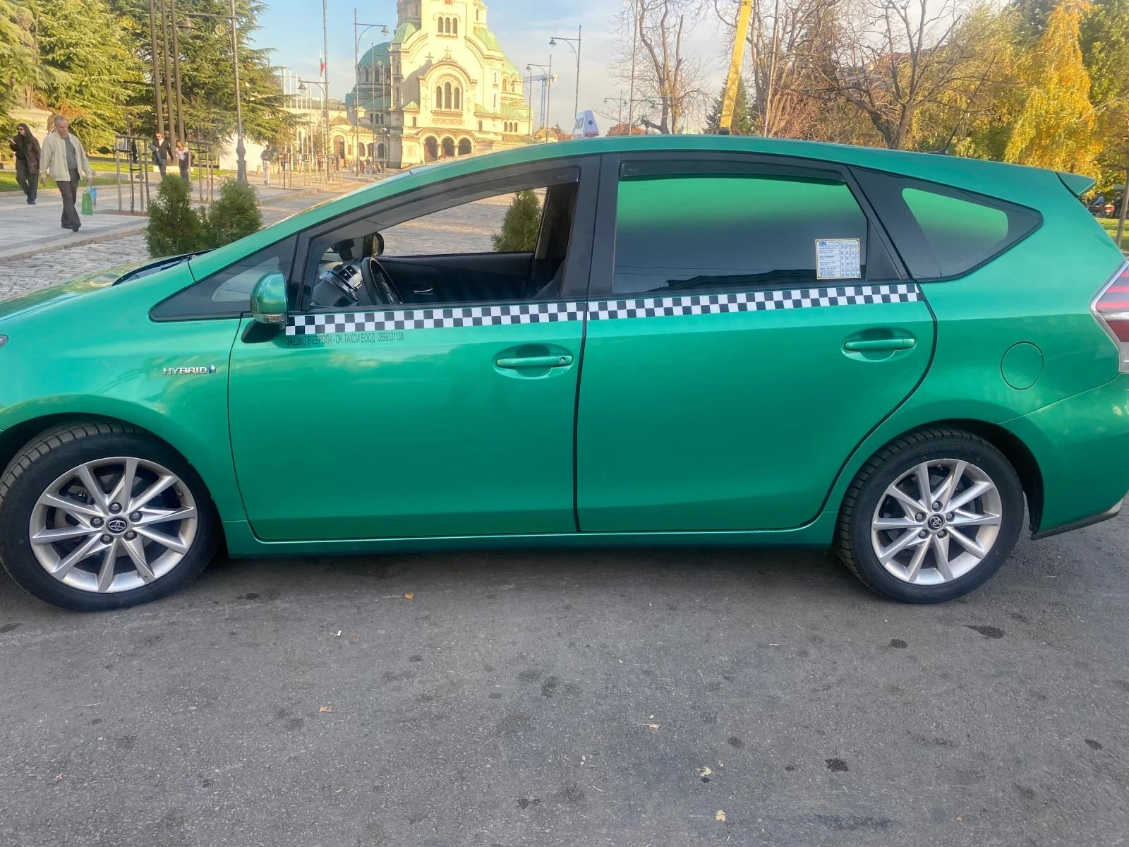 Toyota Prius Приус Плюс, снимка 12 - Автомобили и джипове - 54931256