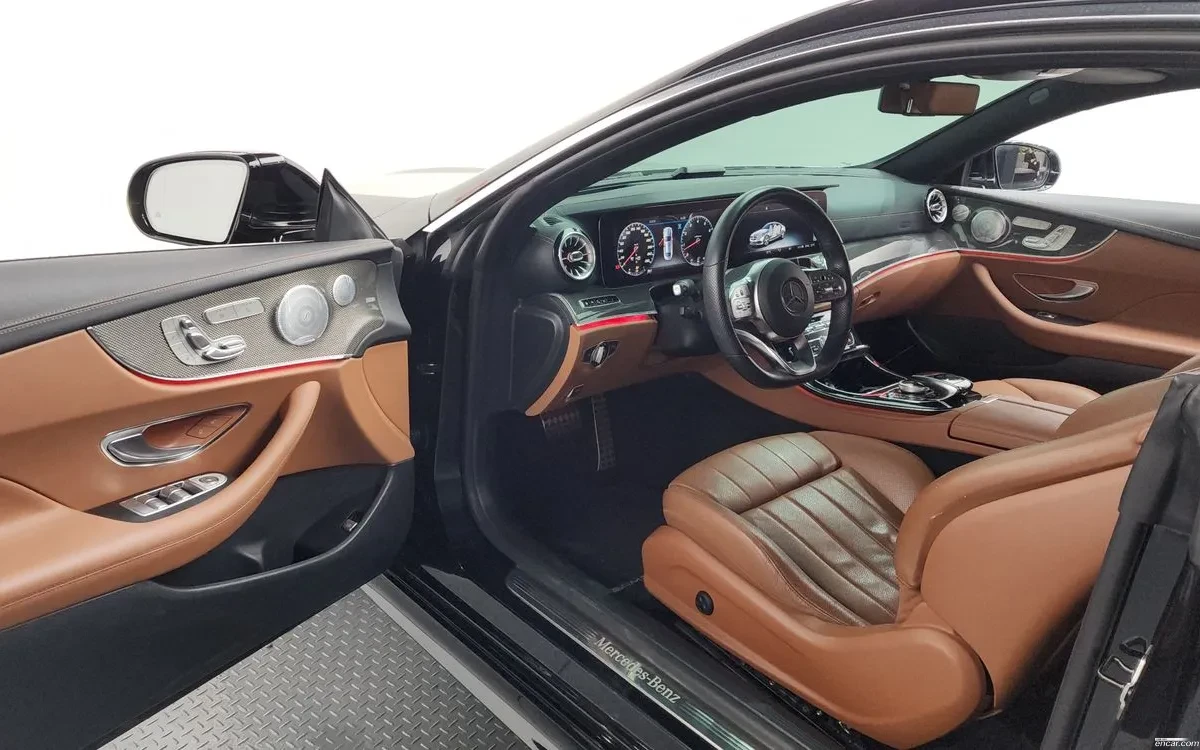 Mercedes-Benz E 450 4MATIC COUPE AMG PKG| BURMESTER| ОБДУХ| AMBIENT| 3, снимка 5 - Автомобили и джипове - 55696003
