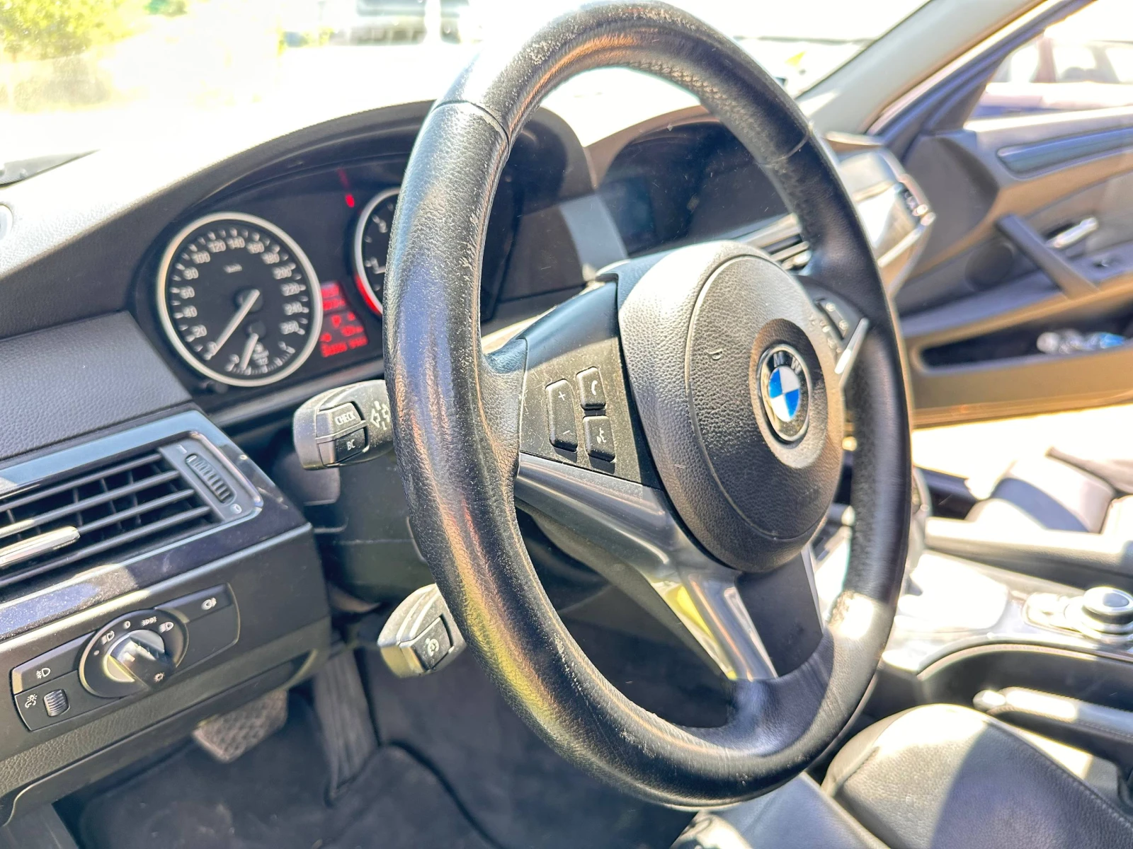 BMW 520 DIESEL, снимка 7 - Автомобили и джипове - 55786534
