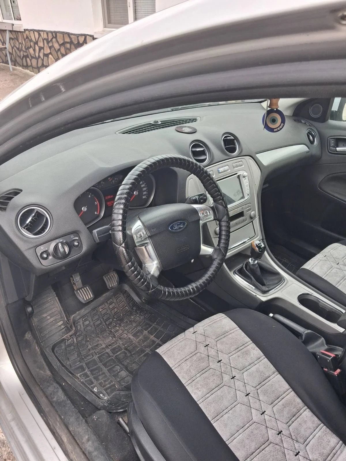 Ford Mondeo 1.8, снимка 2 - Автомобили и джипове - 55804684