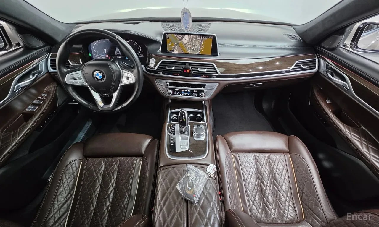 BMW 740 Li xDrive Design Pure Excellence* АВТОКРЕДИТ * , снимка 7 - Автомобили и джипове - 56072677