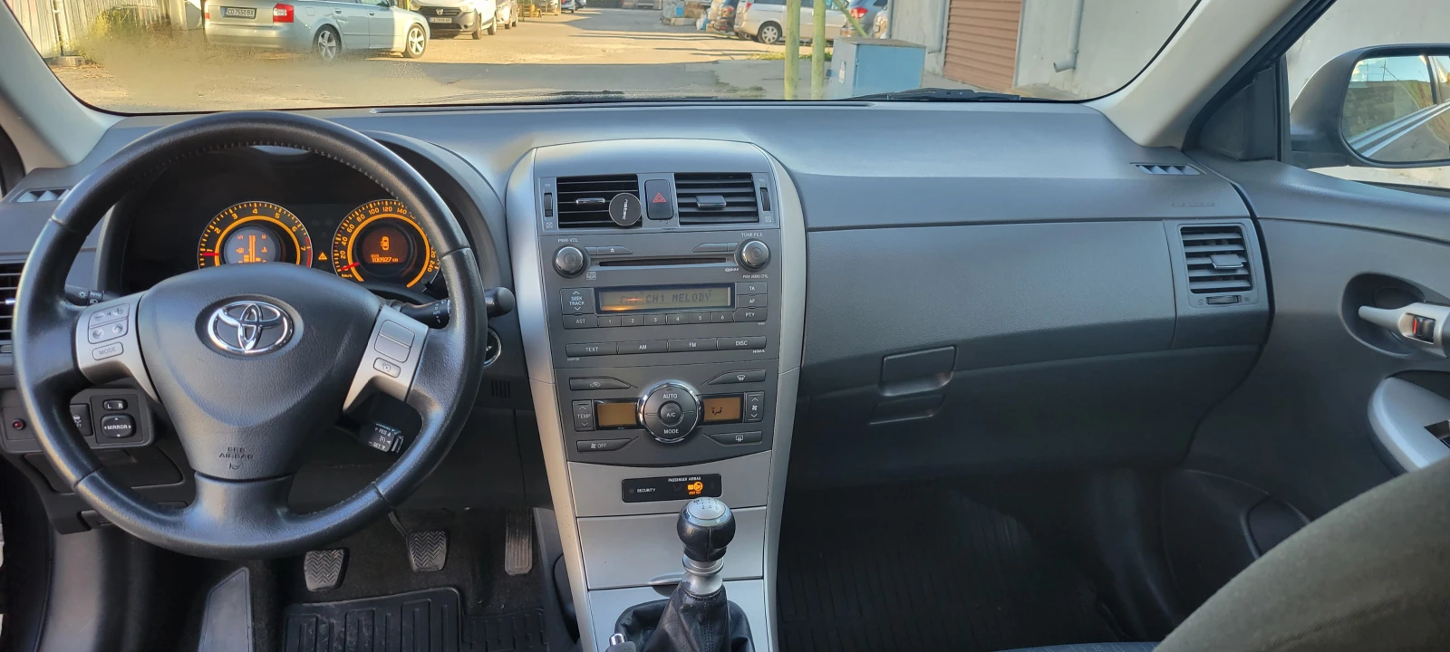 Toyota Corolla, снимка 6 - Автомобили и джипове - 56115729