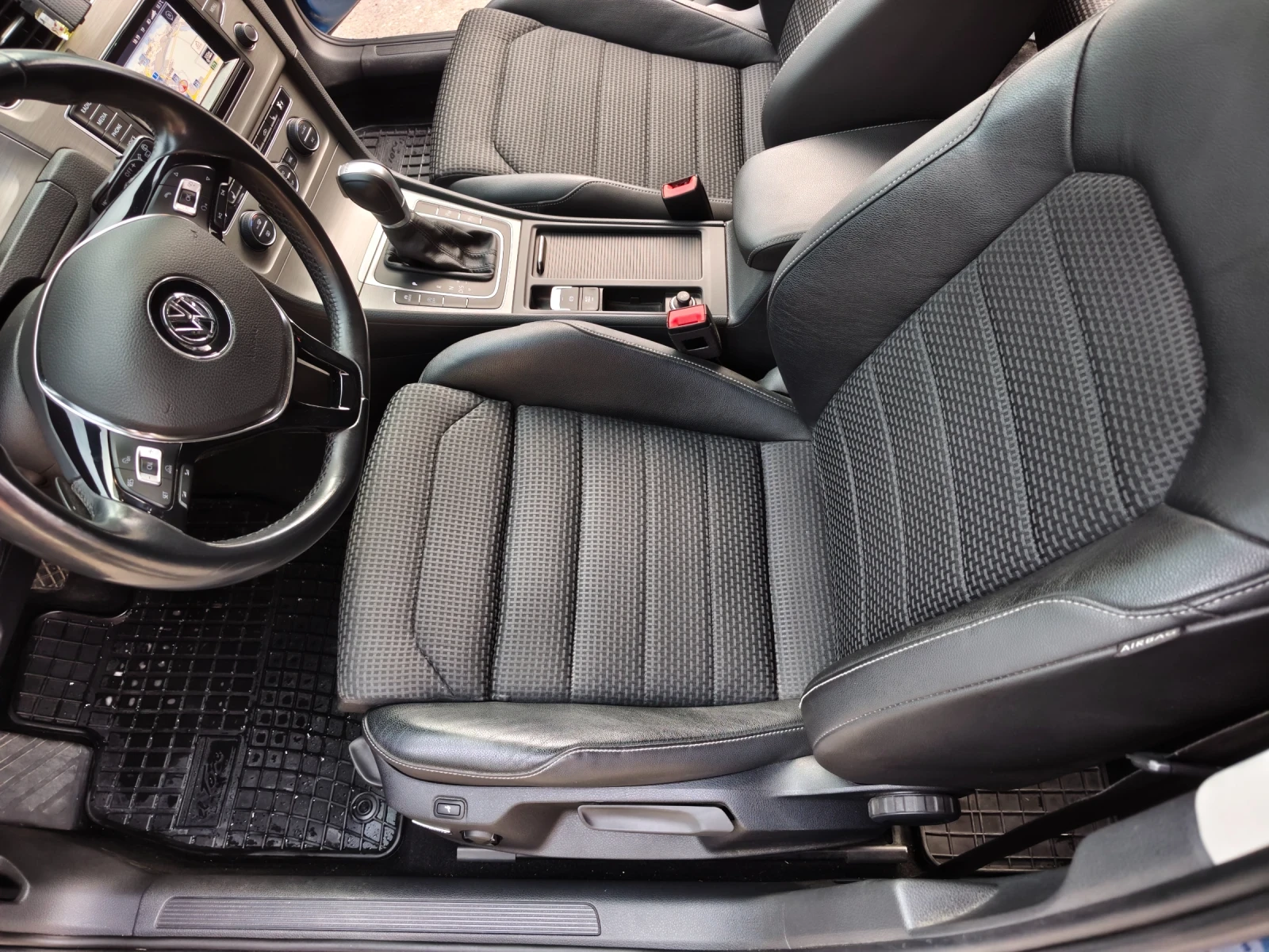 VW Golf Variant, снимка 16 - Автомобили и джипове - 56349090