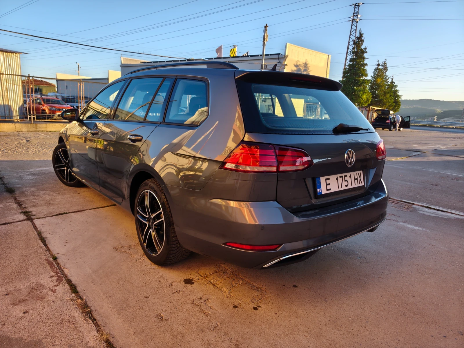 VW Golf, снимка 5 - Автомобили и джипове - 56349090