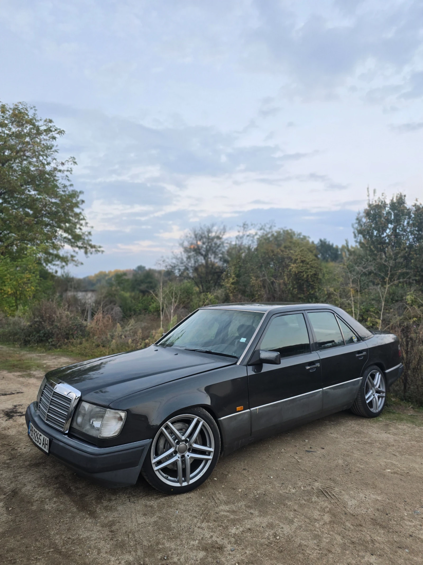 Mercedes-Benz 124