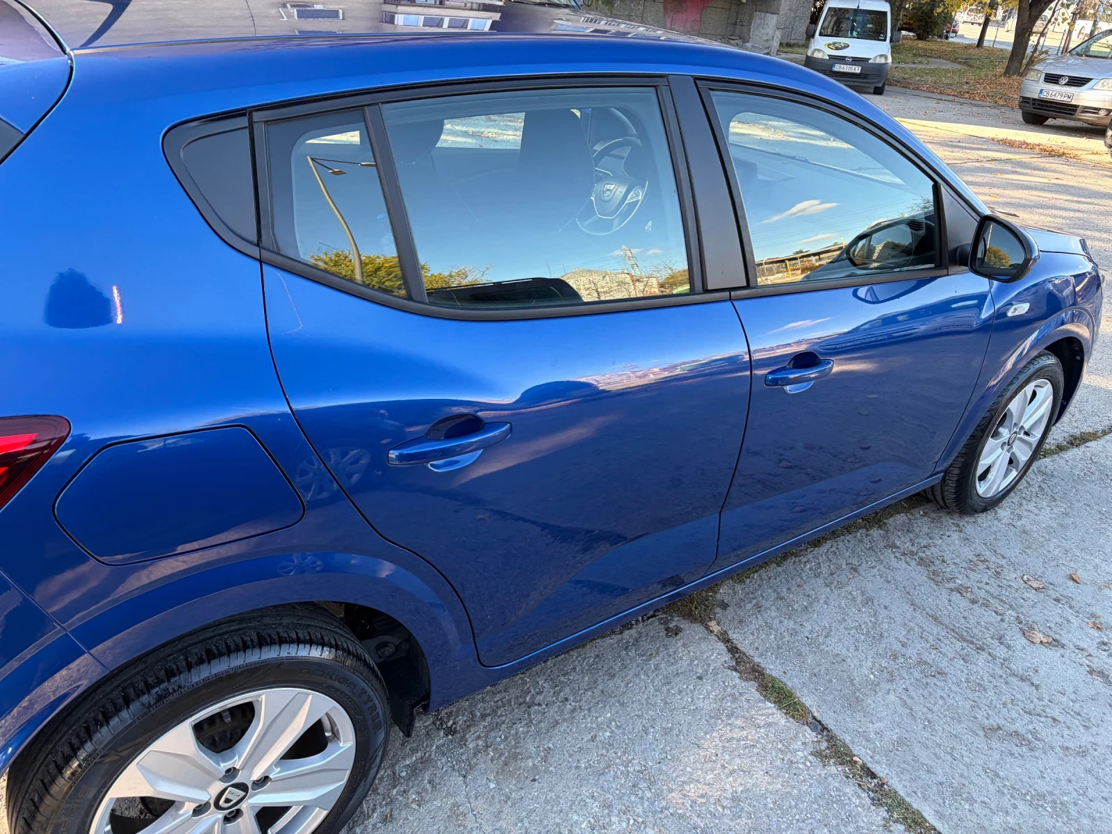Dacia Sandero, снимка 2 - Автомобили и джипове - 56625937
