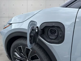 Toyota C-HR + EV AWD LOUNGE MATRIX-LED 360-CAM , снимка 16