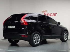 Volvo XC60 2.0 Automatic, снимка 2
