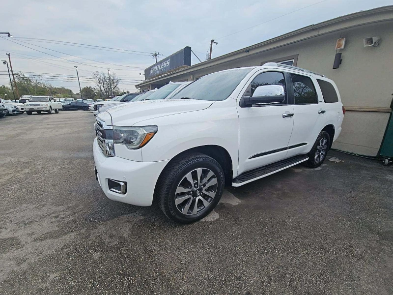 Toyota Sequoia LIMITED 5.7L ПОДГРЕЕВИ/ШИБЕДАХ