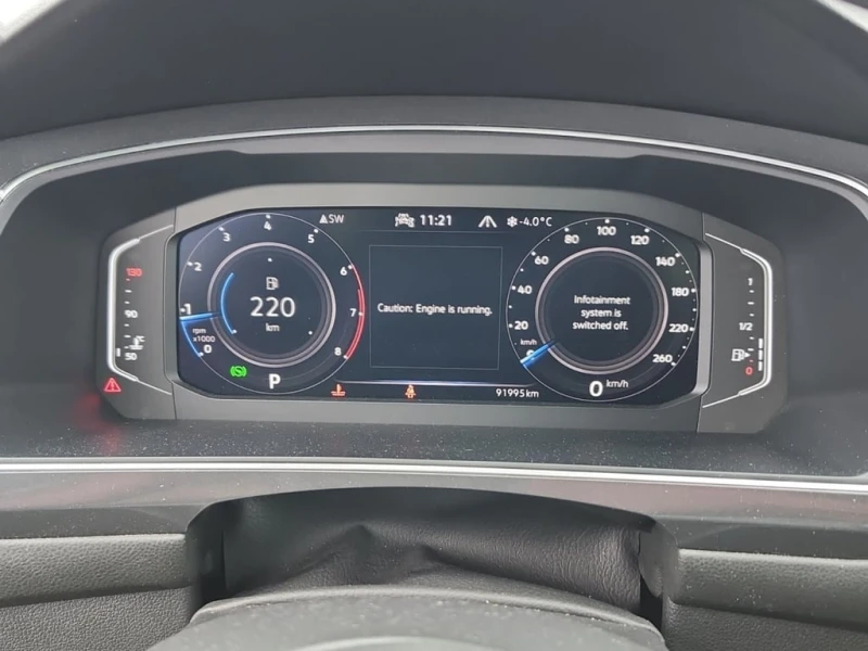 VW Tiguan * COMFORTLINE * CARFAX * БЕЗ ПЪРВОНАЧАЛНА ВНОСКА, снимка 11 - Автомобили и джипове - 52991488