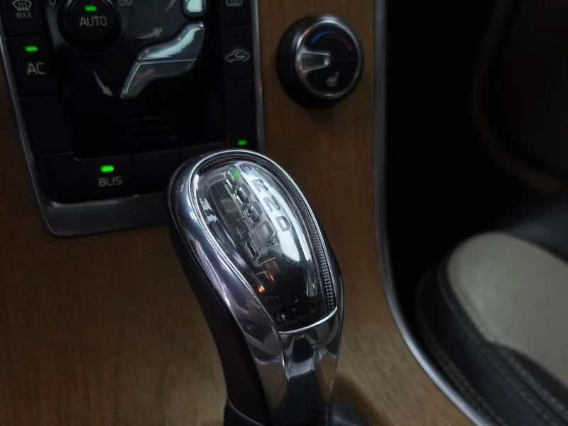 Volvo XC60 2.0 Automatic | Mobile.bg � ����������� 9