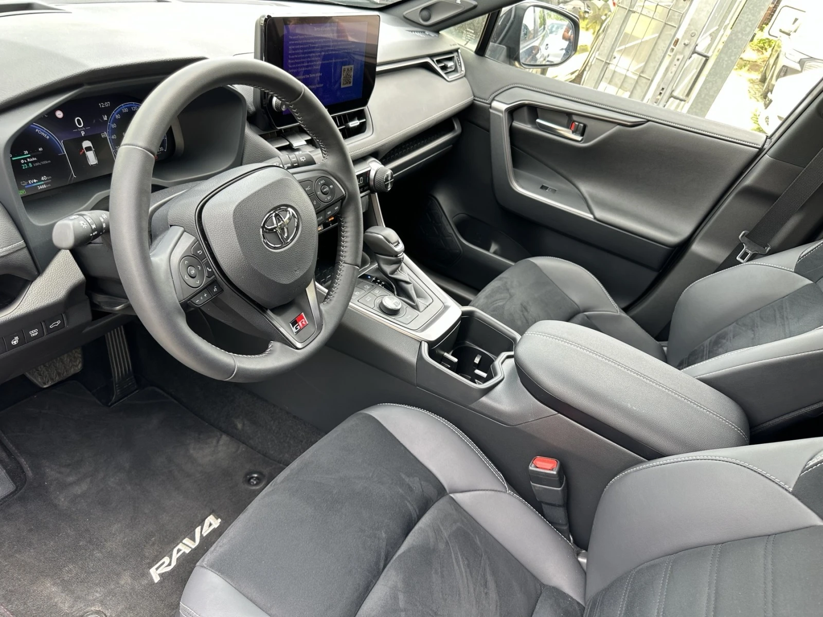 Toyota Rav4 GR/PLUG-IN HYBRID/306.PS 4x4 | Mobile.bg   12