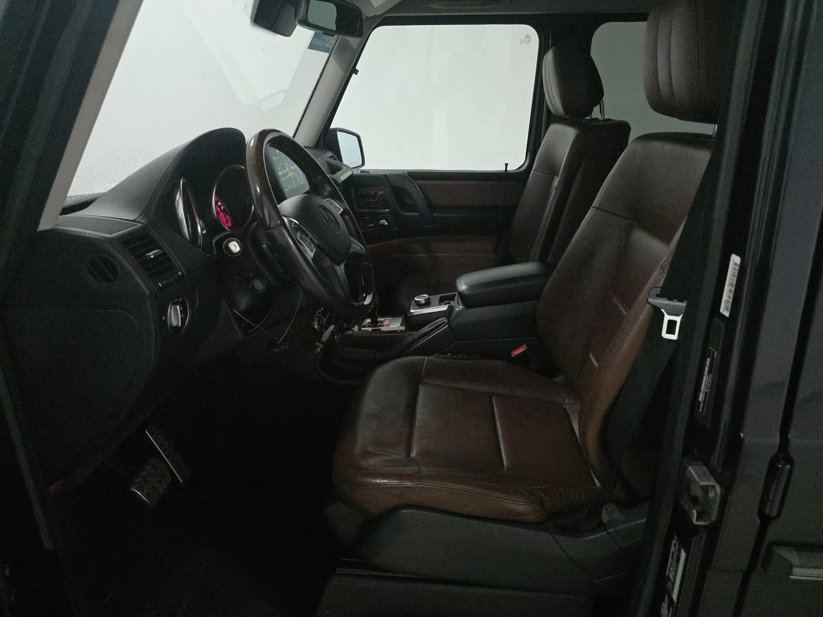 Mercedes-Benz G 500 4MATIC* AMG-PACK* DISTRONIC - изображение 7