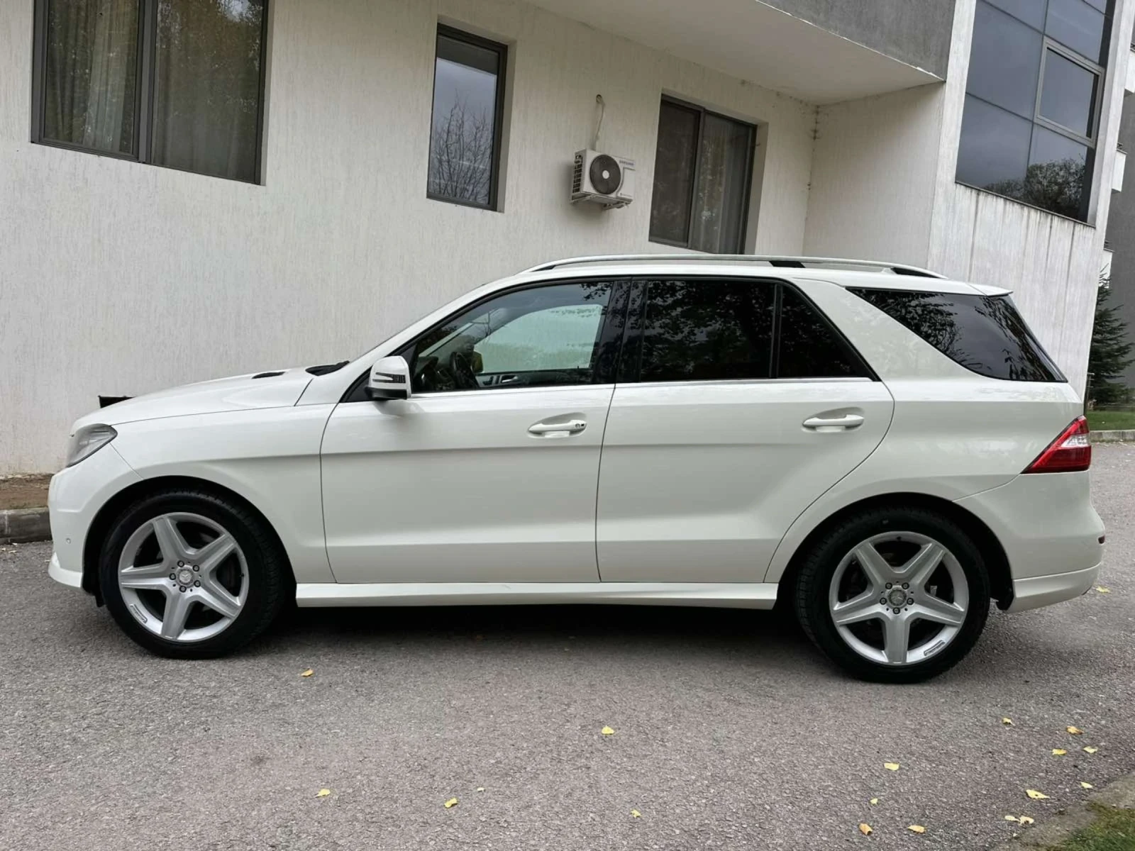 Mercedes-Benz ML 250 CDI / AMG LINE - изображение 4