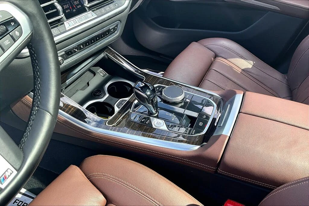 BMW X5 MPACK* ПАМЕТ* ПАНОРАМА* 360 КАМЕРА* ПЕРА, снимка 12 - Автомобили и джипове - 54266985