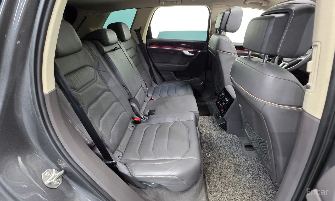 VW Touareg * 3.0TDI* PRESTIGE* ПОДГРЕВ* ОБДУХВАНЕ* ПАНОРАМА* , снимка 16 - Автомобили и джипове - 54497456