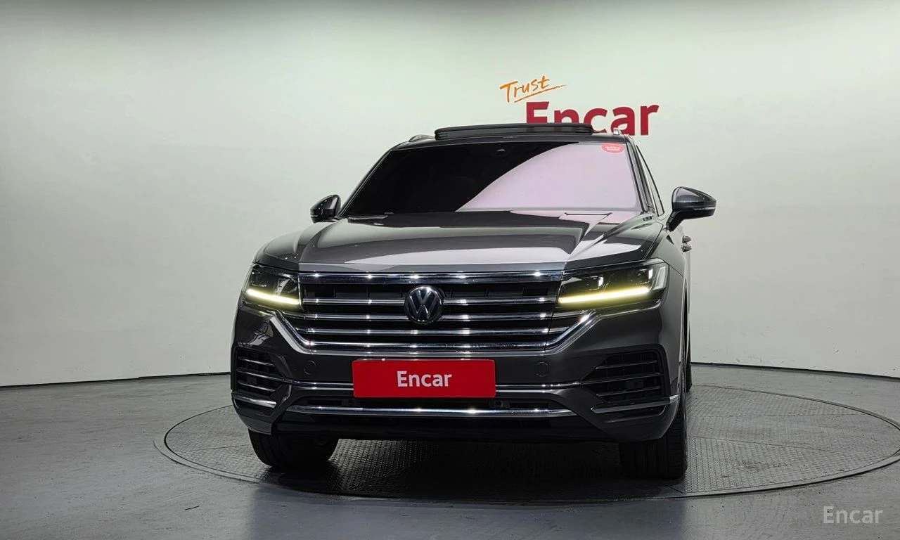 VW Touareg * 3.0TDI* PRESTIGE* ПОДГРЕВ* ОБДУХВАНЕ* ПАНОРАМА* , снимка 3 - Автомобили и джипове - 54497456