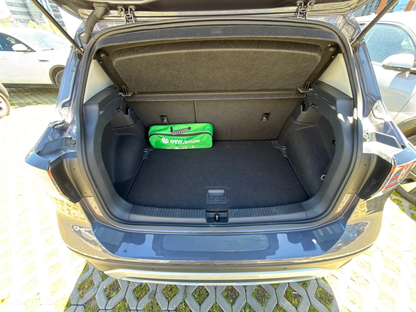 VW T-Cross, снимка 12 - Автомобили и джипове - 56420615