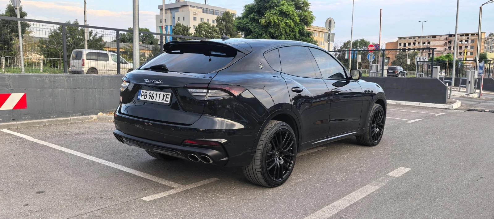 Maserati Levante 3.8 V8, снимка 5 - Автомобили и джипове - 55657893