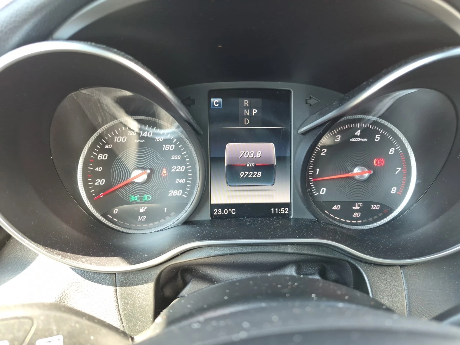 Mercedes-Benz GLC 300 * CARFAX * ПАНОРАМА * 360 КАМЕРА * ПОДГРЕВИ * , снимка 8 - Автомобили и джипове - 55884587