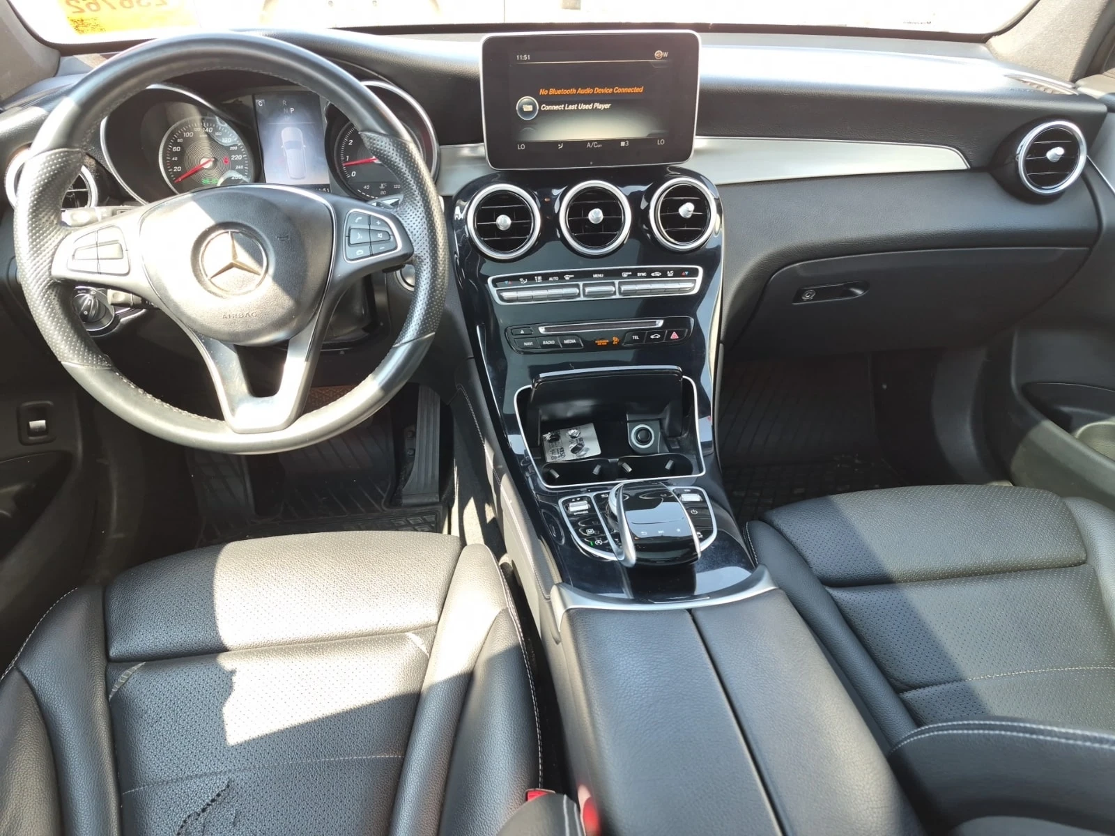 Mercedes-Benz GLC 300 * CARFAX * ПАНОРАМА * 360 КАМЕРА * ПОДГРЕВИ * , снимка 9 - Автомобили и джипове - 55884587