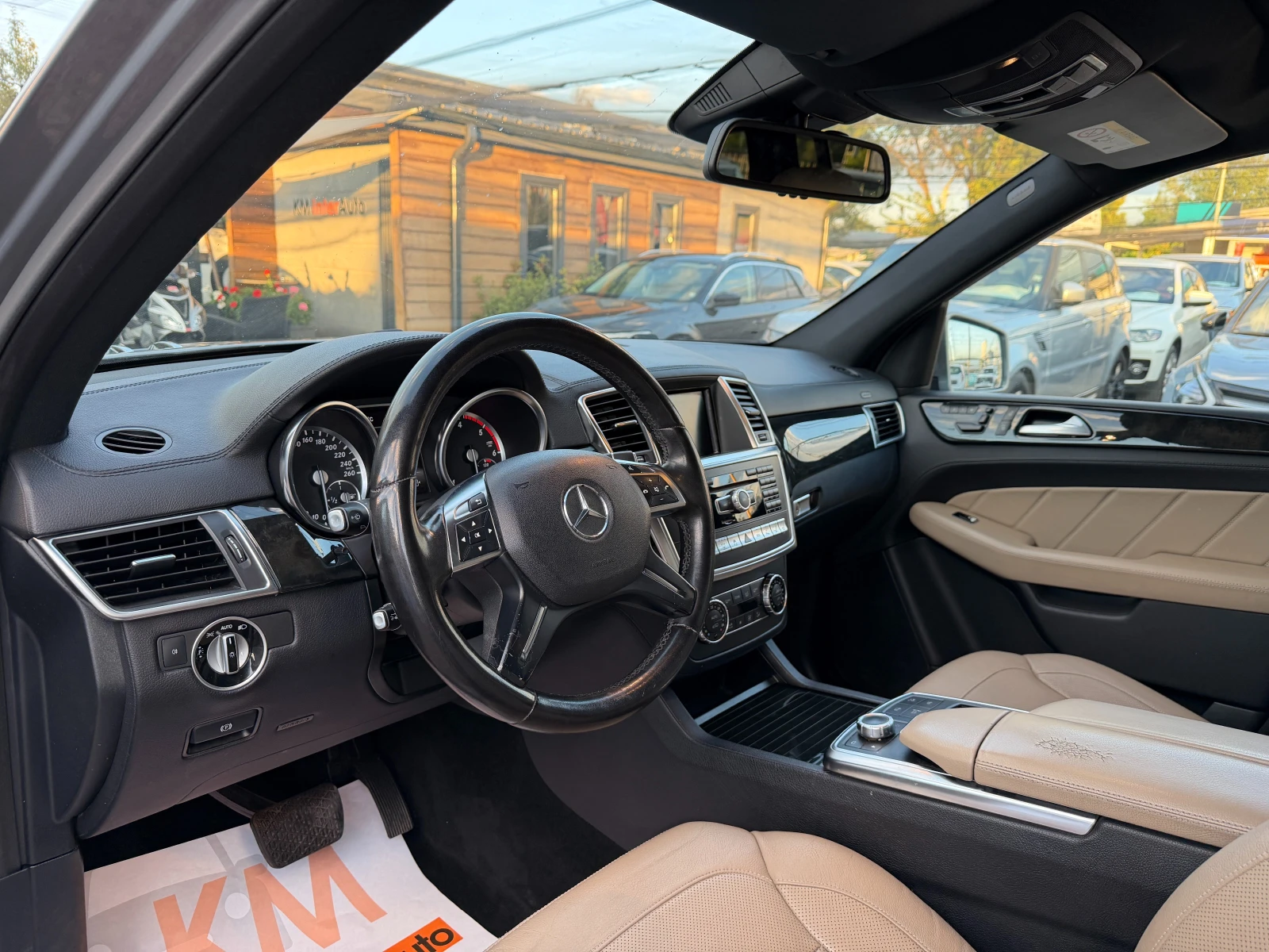 Mercedes-Benz GL 350 CDI 4-MATIC/6+ 1/NAVI/360/AMG/ПАНОРАМА/ЕВРОПЕЙСКИ, снимка 7 - Автомобили и джипове - 55943565