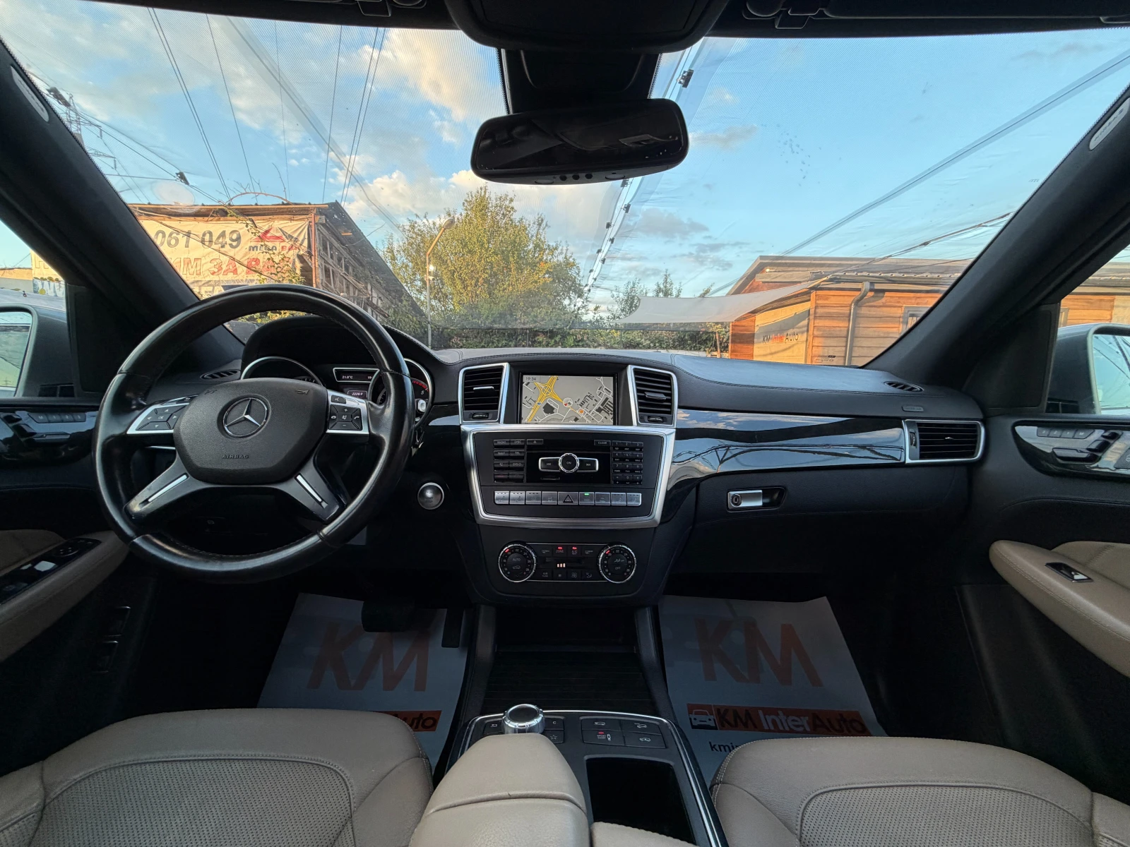 Mercedes-Benz GL 350 CDI 4-MATIC/6+ 1/NAVI/360/AMG/ПАНОРАМА/ЕВРОПЕЙСКИ, снимка 12 - Автомобили и джипове - 55943565