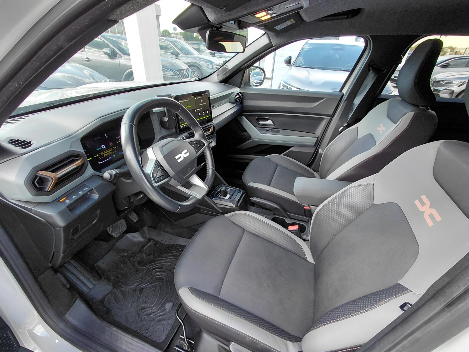Dacia Duster 140 �.�. full Hybrid/Jorney | Mobile.bg � ����������� 12