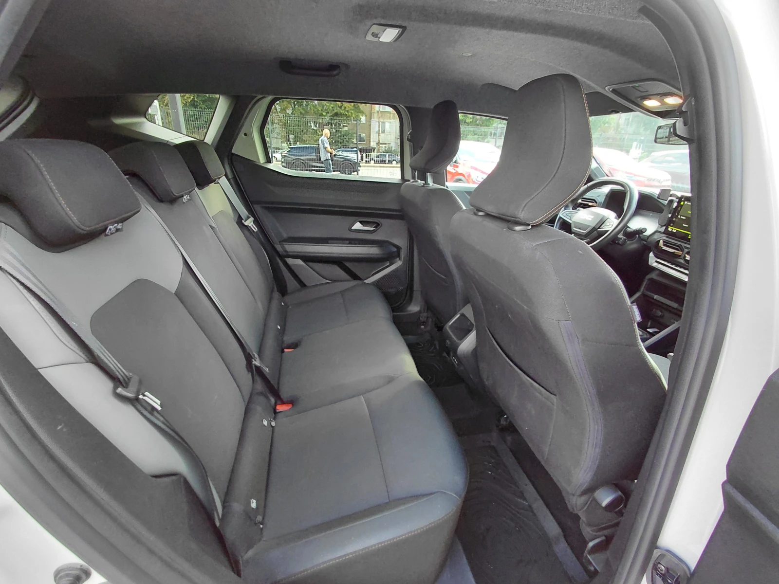 Dacia Duster 140 �.�. full Hybrid/Jorney | Mobile.bg � ����������� 15