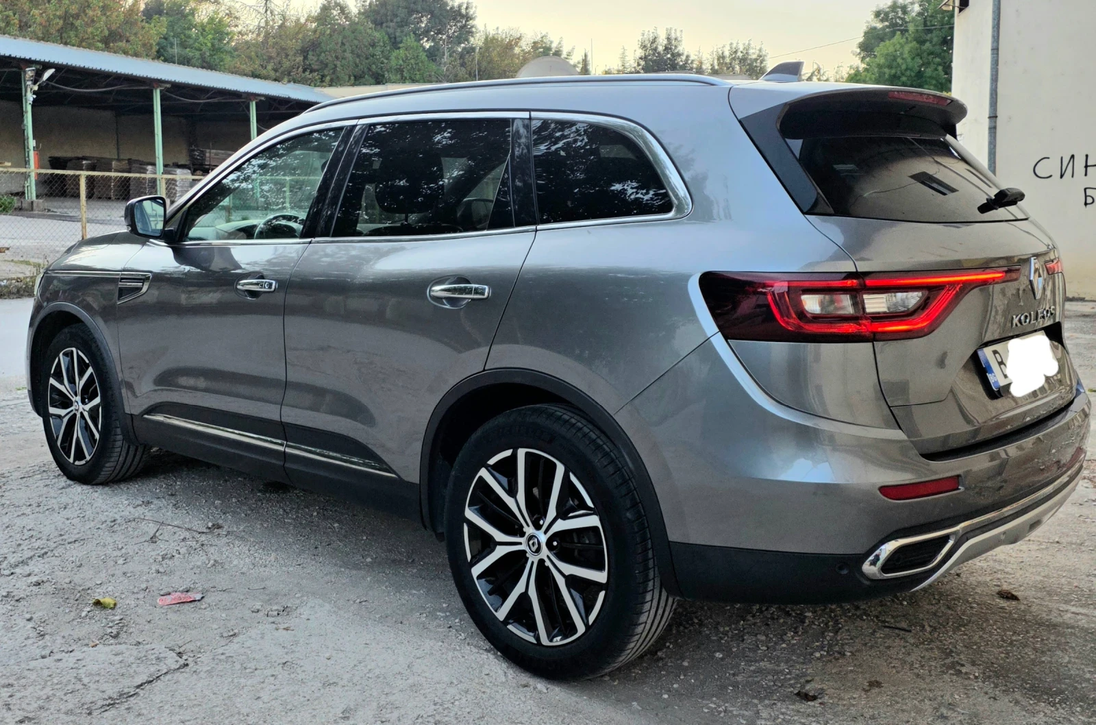 Renault Koleos, снимка 7 - Автомобили и джипове - 56126254