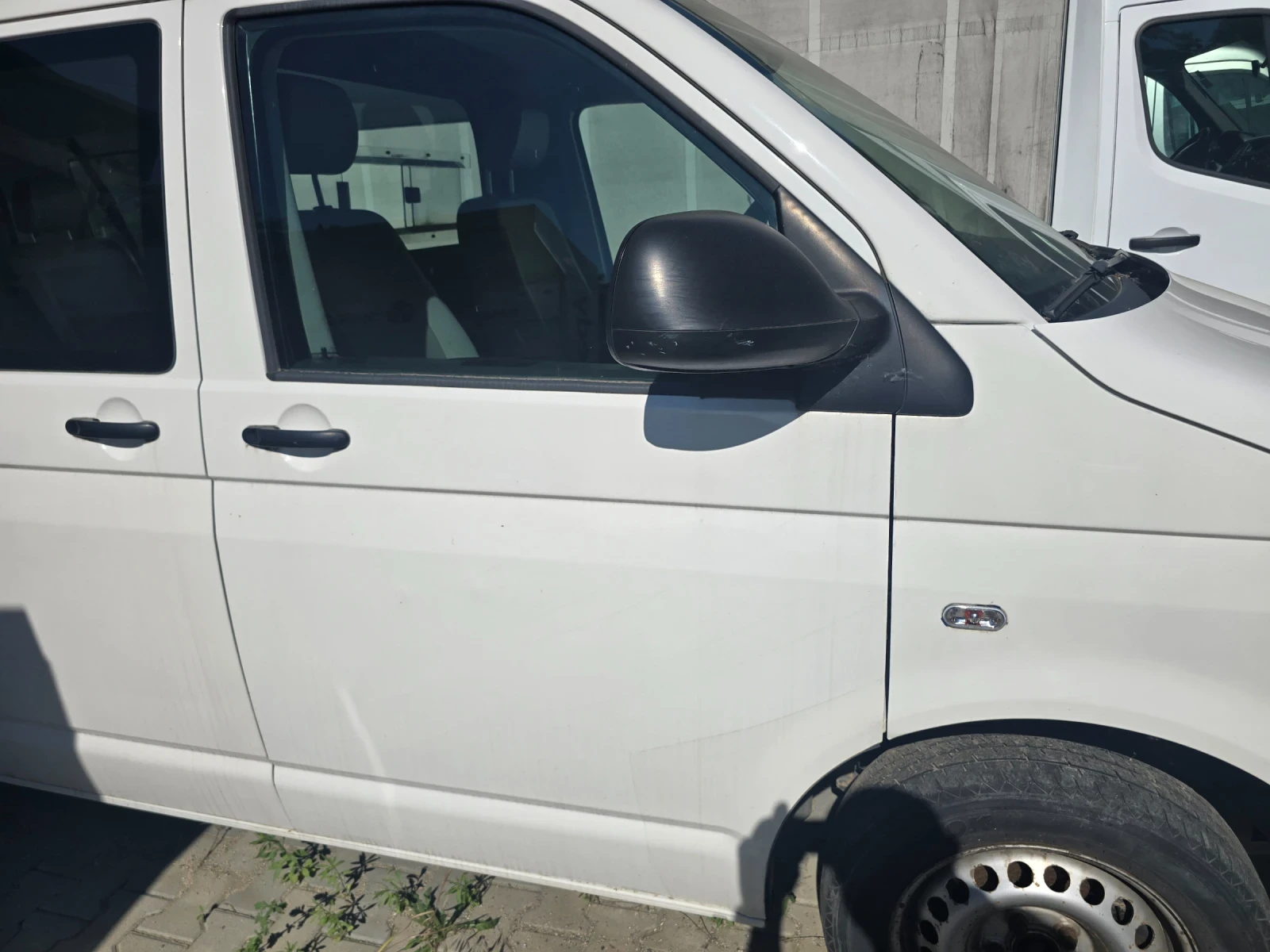 VW Transporter T5, снимка 2 - Бусове и автобуси - 54891637