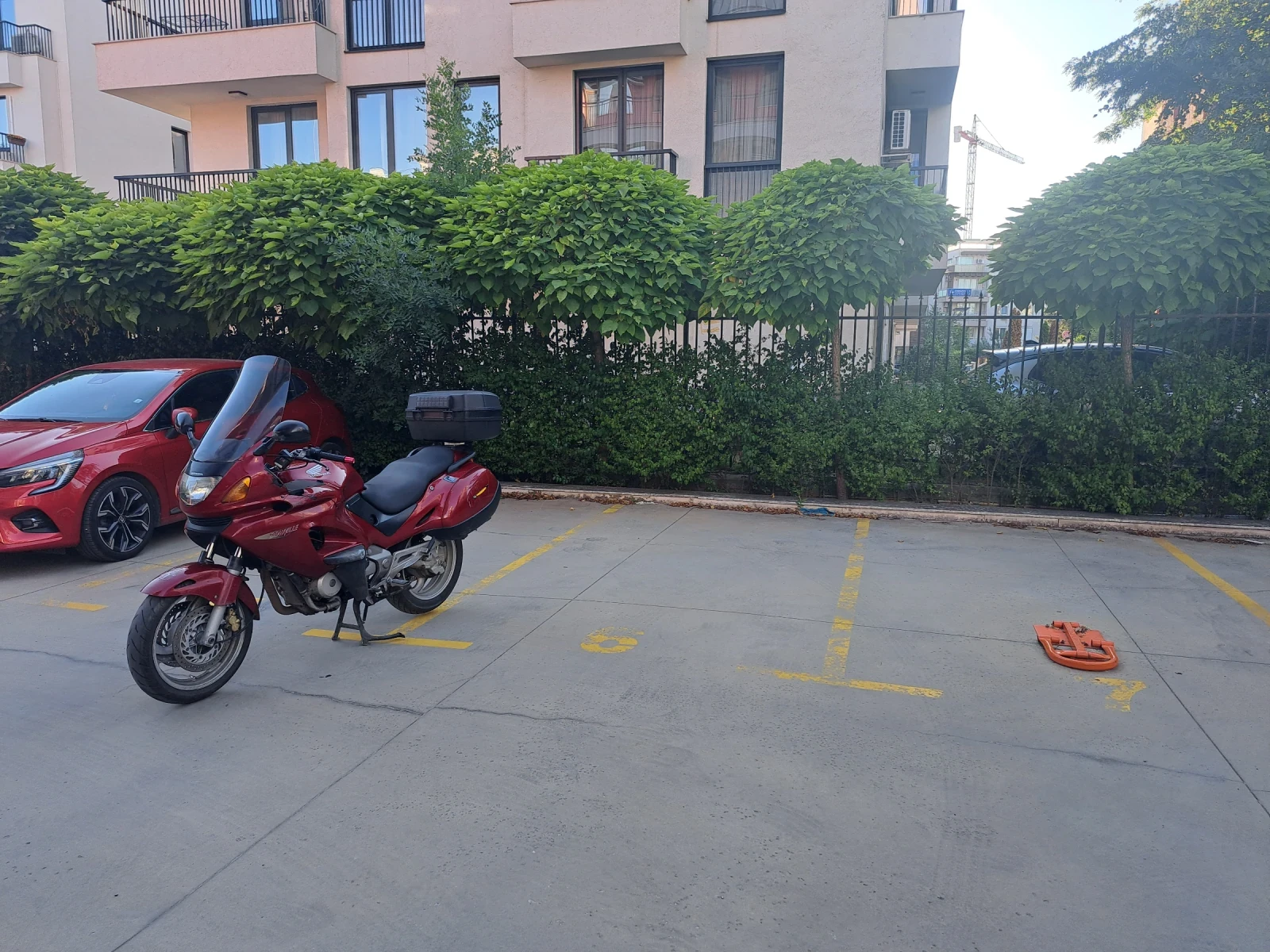 Honda Deauville NT 650 V