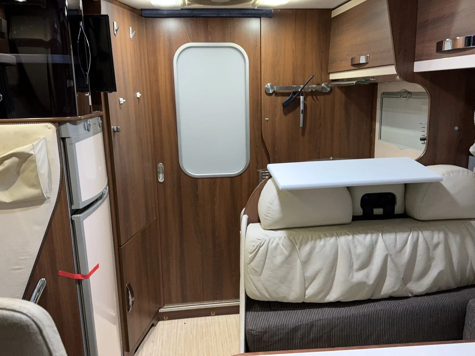 Кемпер Fiat Mc Louis, снимка 13 - Каравани и кемпери - 55904343