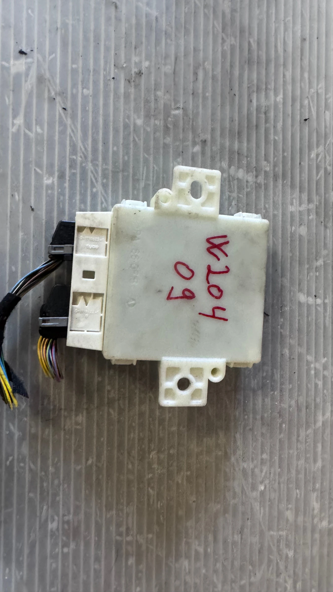     - 2049009201 / 0263004387 | Mobile.bg   2