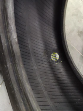 Гуми Зимни 235/55R17, снимка 8