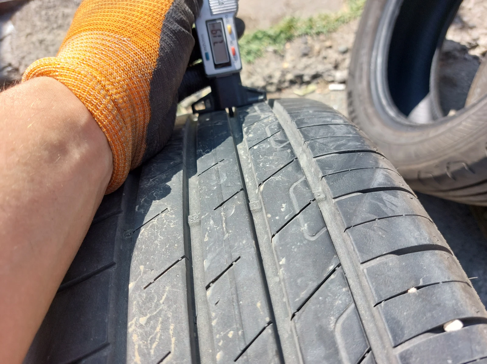 ���� 215/60R16 | Mobile.bg � ����������� 4
