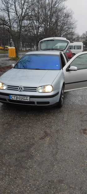 VW Golf VW Golf 4 1, 6 бензин/газ, снимка 1