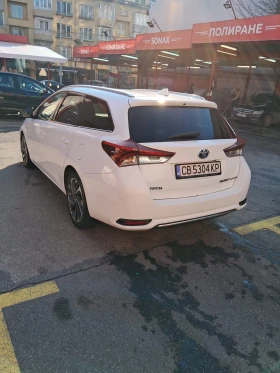 Toyota Auris 1.8HSD Luna, снимка 2