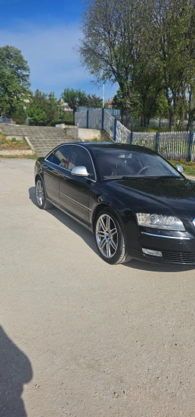     Audi A8 4.2 TDI