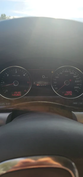 Audi A8 4.2 TDI | Mobile.bg    13
