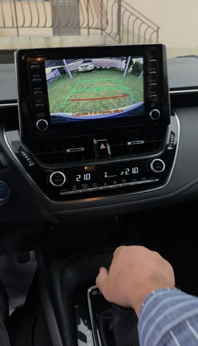 Toyota Corolla 1.8 hibrid - 17100 € / 33444.69 лв. - 11505449 9