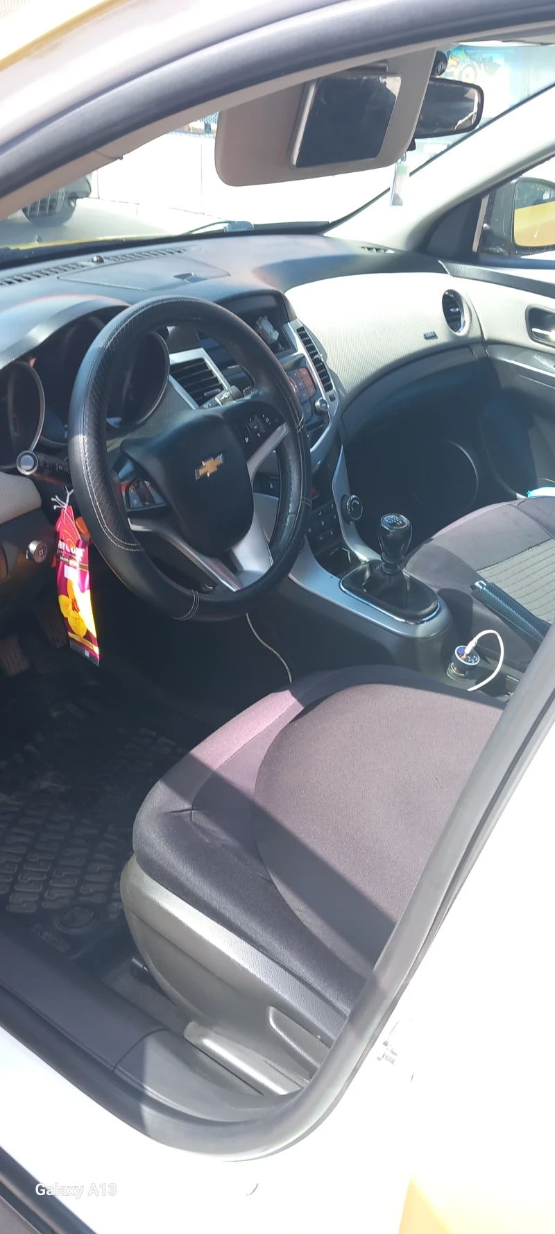 Chevrolet Cruze 1.6i Газ , снимка 13 - Автомобили и джипове - 52283550