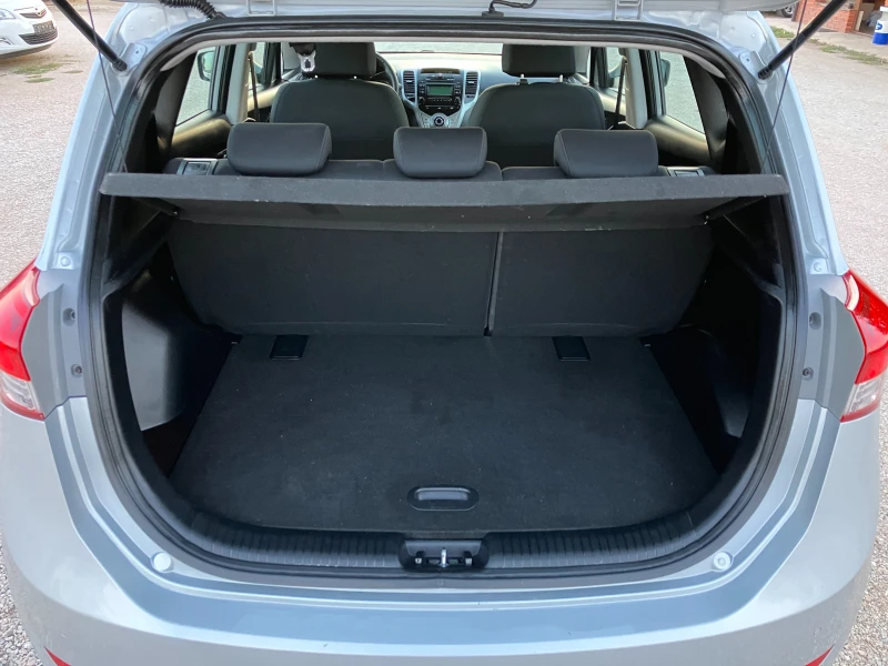 Hyundai Ix20 1.4 CRDI, снимка 16 - Автомобили и джипове - 51670883