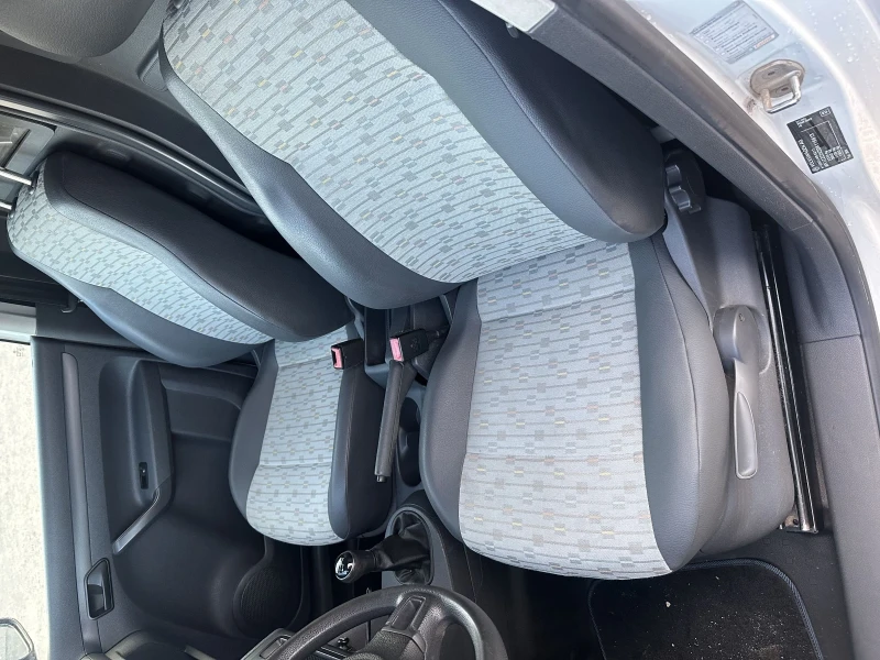 VW Caddy Maxxi, снимка 16 - Автомобили и джипове - 52219486