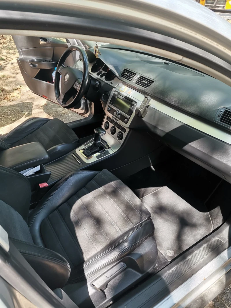 VW Passat, снимка 8 - Автомобили и джипове - 52349555