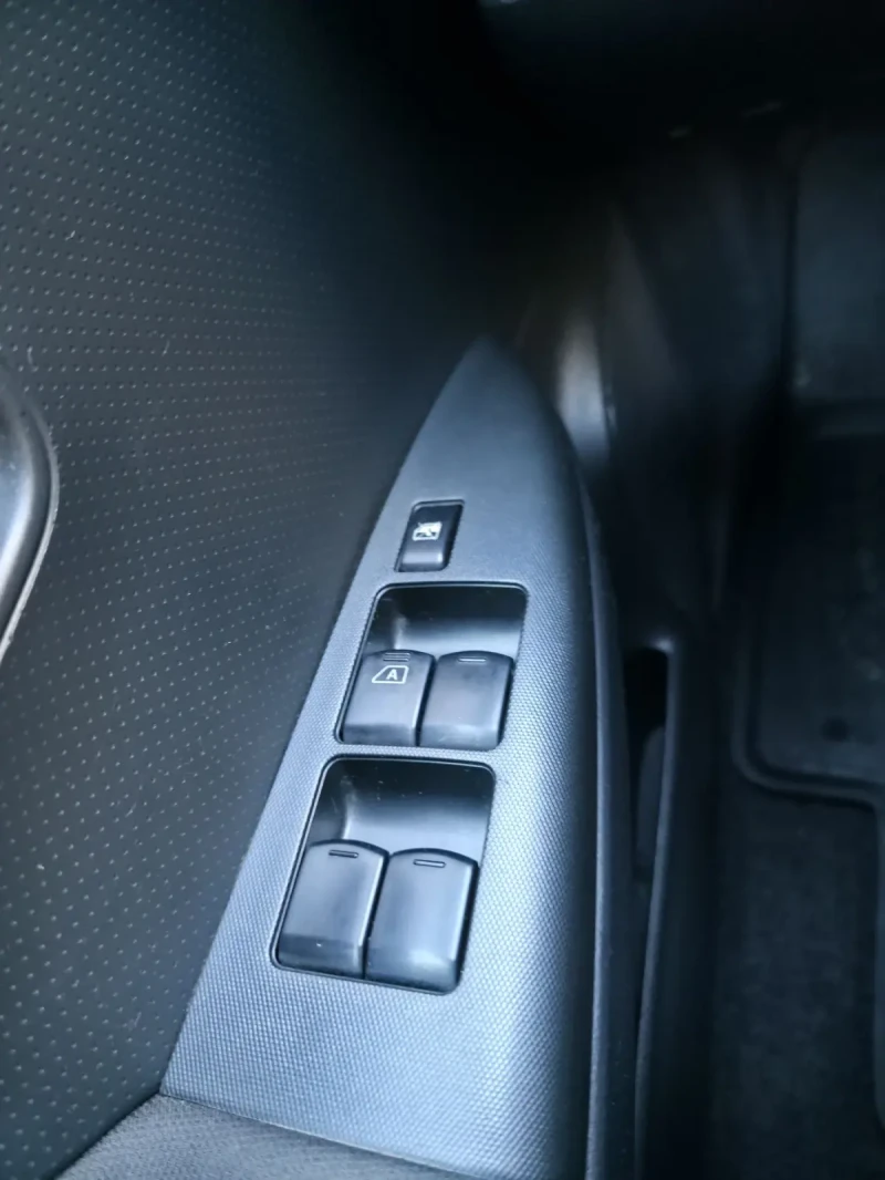 Nissan Note Бензин-Газ!!!, снимка 17 - Автомобили и джипове - 52429152