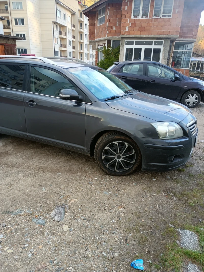 Toyota Avensis, снимка 5 - Автомобили и джипове - 52631800