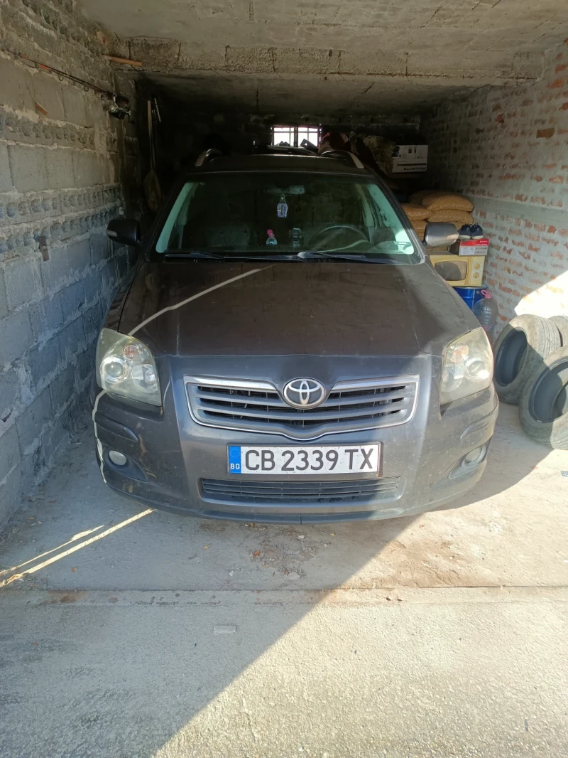 Toyota Avensis, снимка 10 - Автомобили и джипове - 52631800